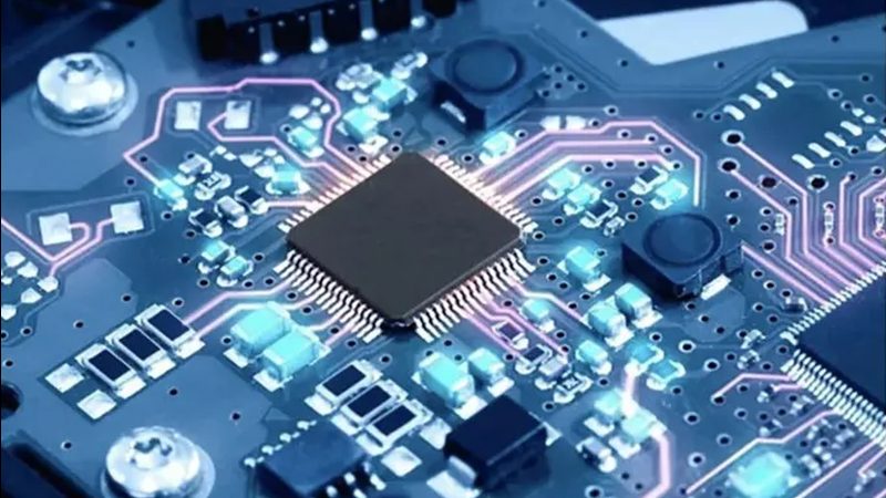 模拟芯片与数字芯片：价格差异背后的技术逻辑